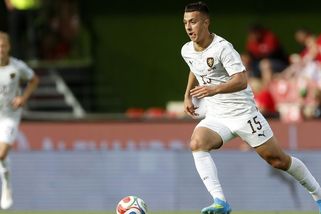 Zatím povýšil jen Ambros. Klidně bych ale vzal deset hráčů, řekl Denia o jednadvacítce - Sport.cz